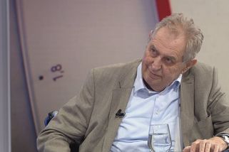 Babiš už jednou prohrál, na Hrad by kandidovat neměl, říká Zeman. Popsal, proč ho baví Macinka